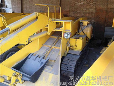 景德鎮履帶扒渣機、鑫華機械、履帶扒渣機生產廠家